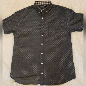 slim-fit medium shirt